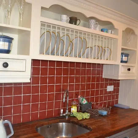 Holiday home Mishells House, *